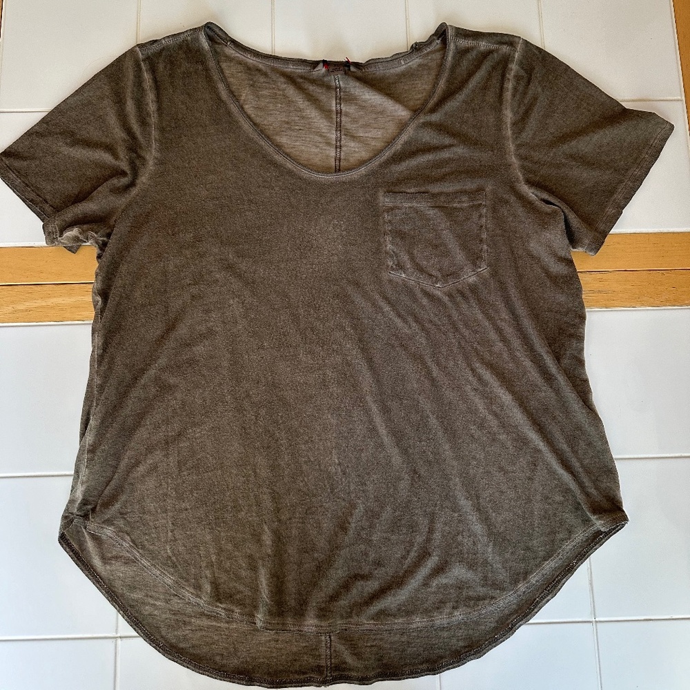 Calvin Klein Dusty Olive Women’s XL Comfy Pullover Tee
